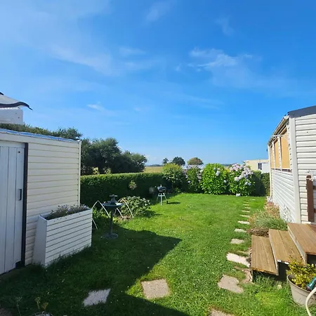 Entre Terre Et Campingplatz