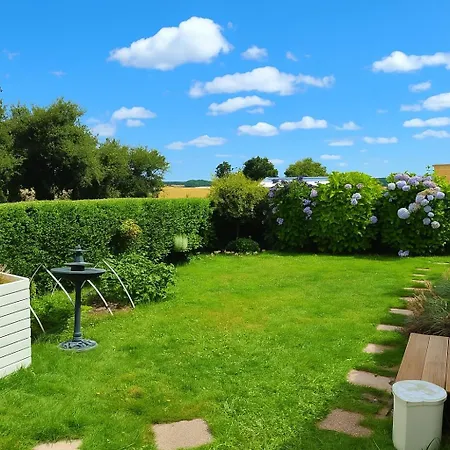 Entre Terre Et Kamp alanı