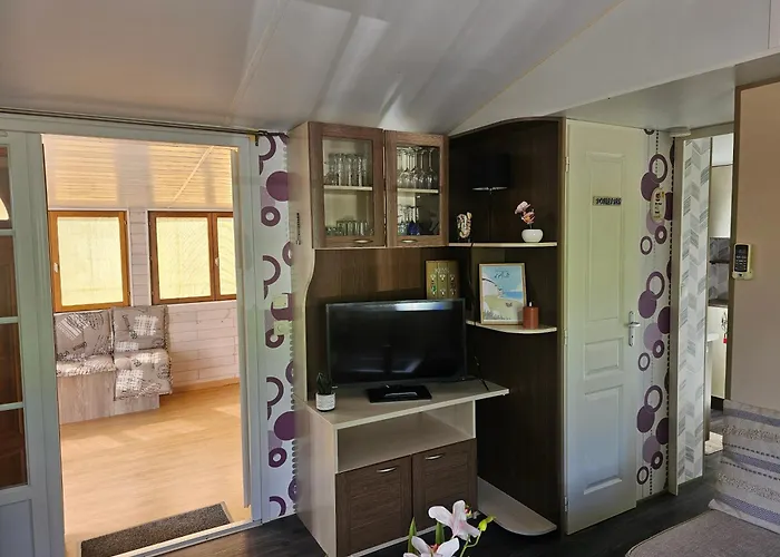 营地 Entre Terre Et 勒特雷波尔